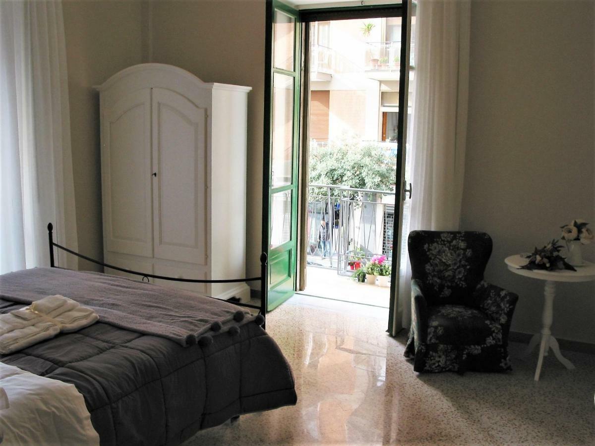 Salerno Centraal Apartment Exterior foto